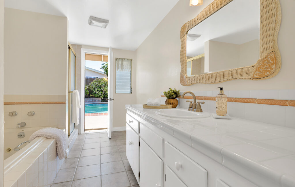 1016 Saxon Pl- HsHProd-40