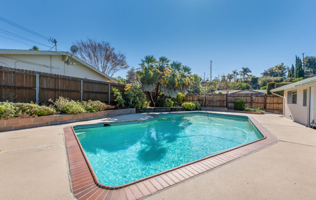 1016 Saxon Pl- HsHProd-51