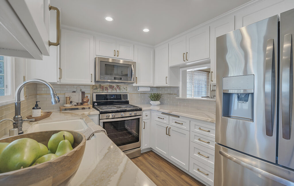 2825 Panama Dr- HsHProd-40