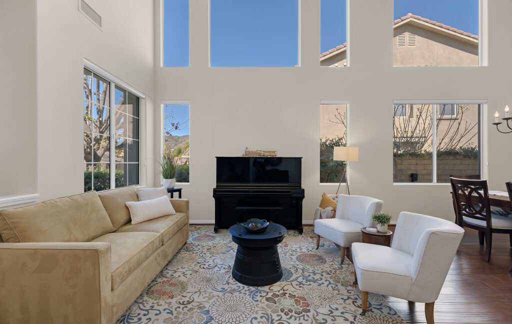 5326 Via Dolores- HsHProd-13